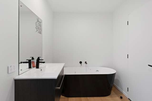 136 High Street Southbridge_2