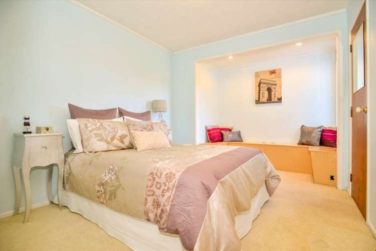 21 Thalia Place Totara Vale_13