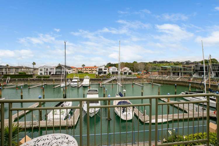 143 Waterside Crescent Gulf Harbour_11