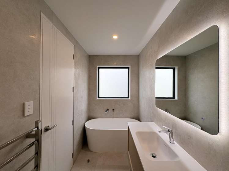 15 Monstedt Terrace Mairangi Bay_15