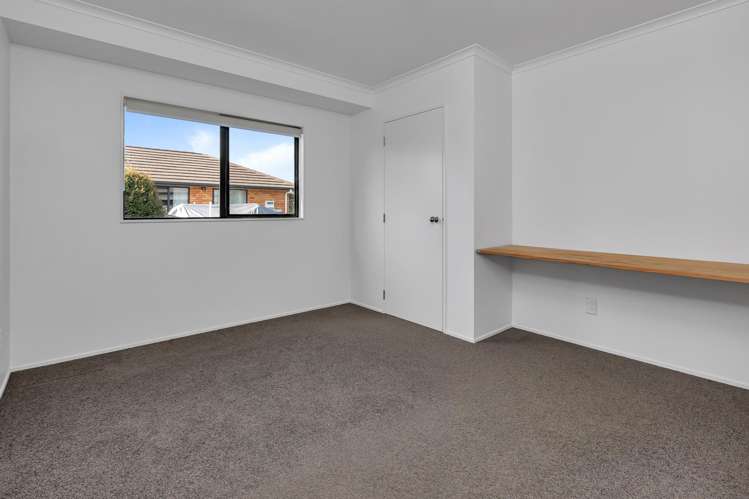 7 Endeavour Place One Tree Point_16