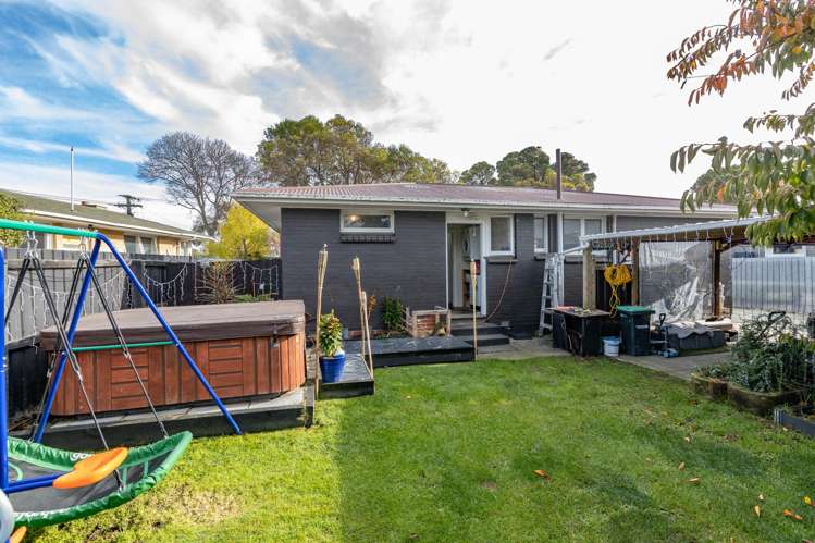 47 Carters Road Aranui_10