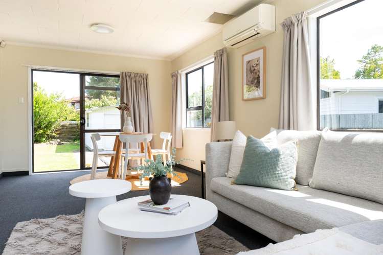 407 Hart Drive Frimley_4