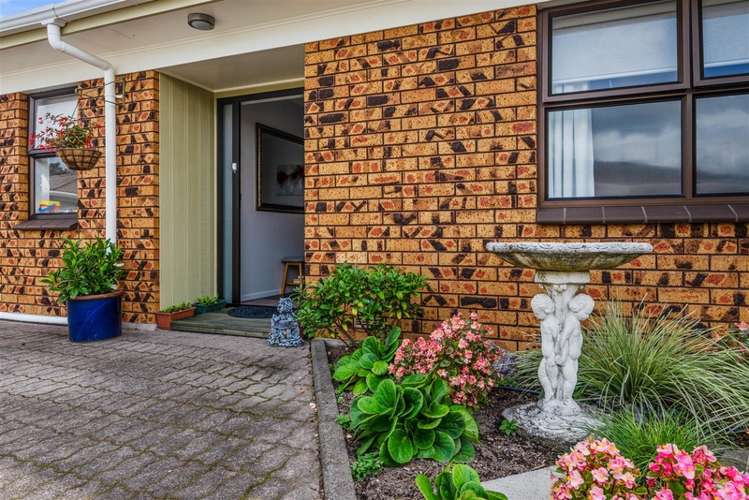 32a Holland Street Glenholme_7