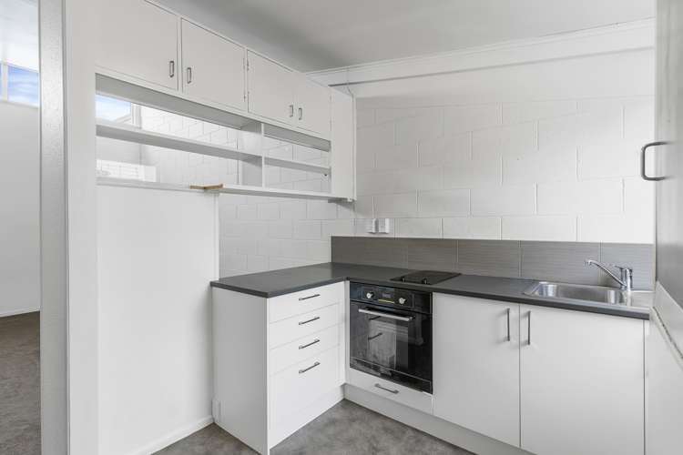 12/27 Mokoia Road Birkenhead_12