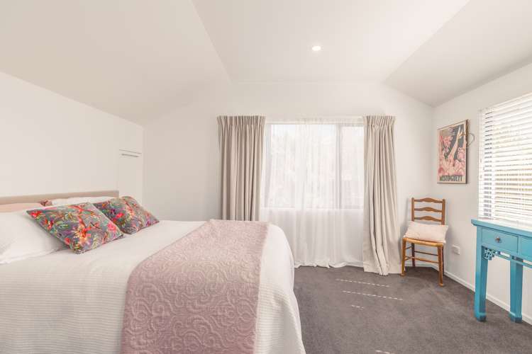 49 Head Street Sumner_13