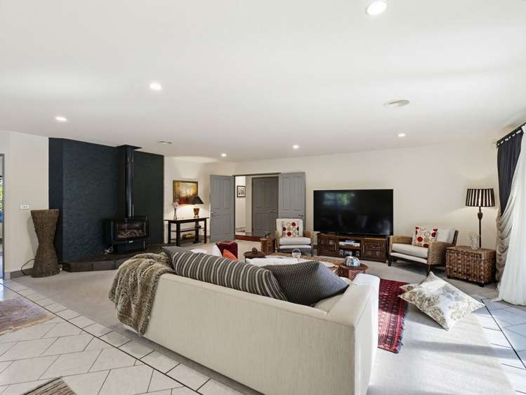 14 Holdsworth Drive Otamatea_9