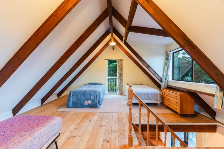 21 Mariners Grove Algies Bay_7