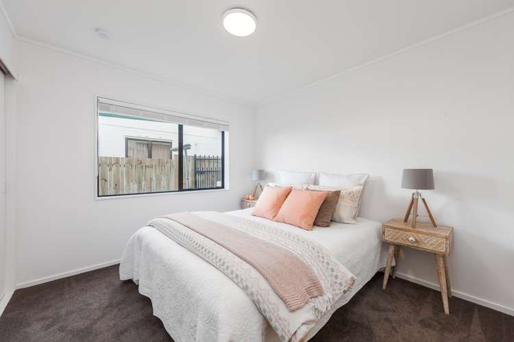 1418 Whangaparaoa Road Army Bay_28