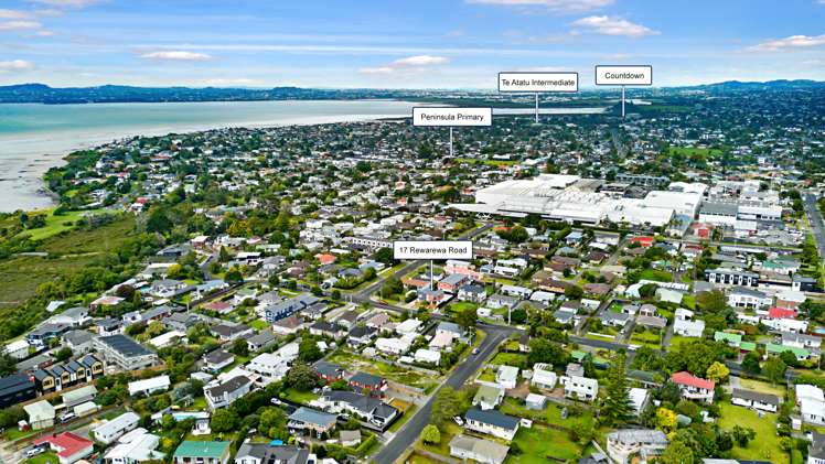 1/17 Rewarewa Road Te Atatu Peninsula_18