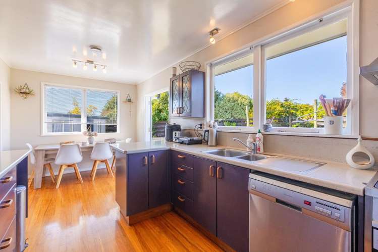 33 Breadalbane Road Havelock North_6