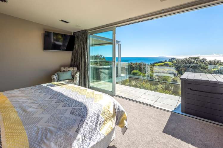 19 Victoria Road South Onetangi_18
