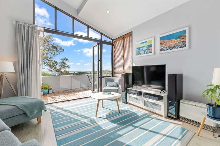 2/51 Penguin Drive Murrays Bay_2