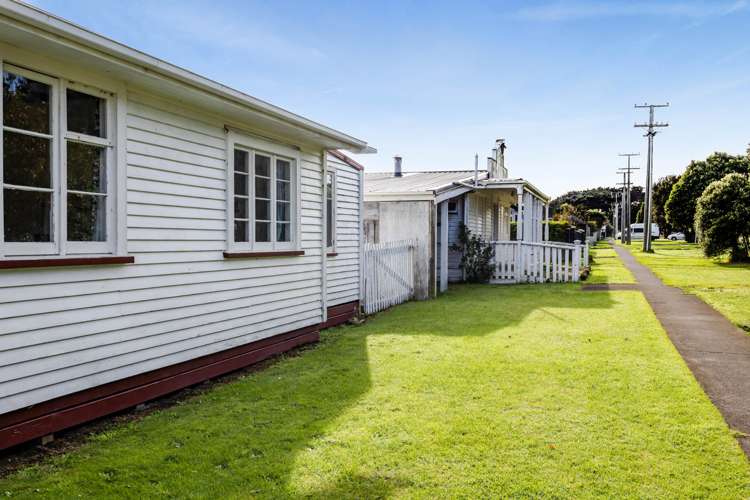 14 Ohawe Terrace Hawera_18