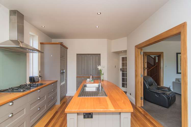 23 Kitchener Square Highfield_11