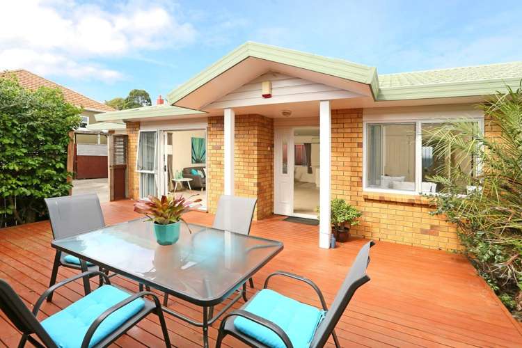 19a Tyburnia Avenue Mount Albert_0