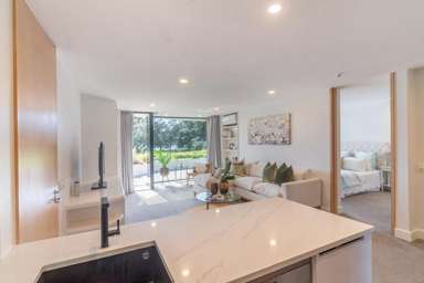 3/47 Tamaki Drive_4
