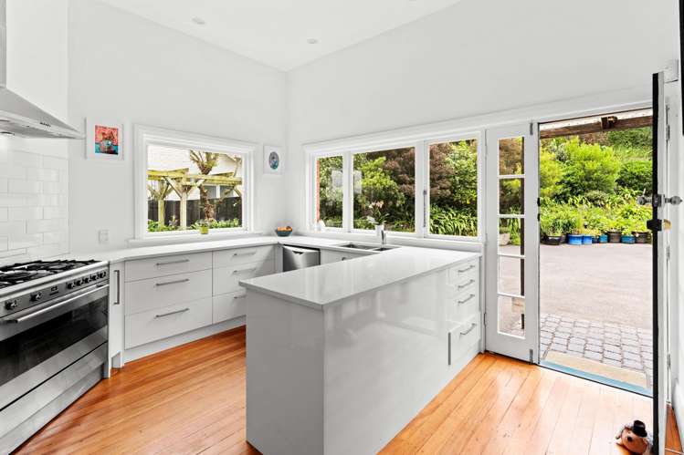 159 Victoria Road St Clair_7