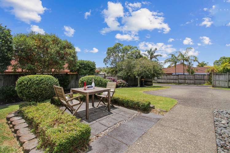 28 Reybert Place Massey_1