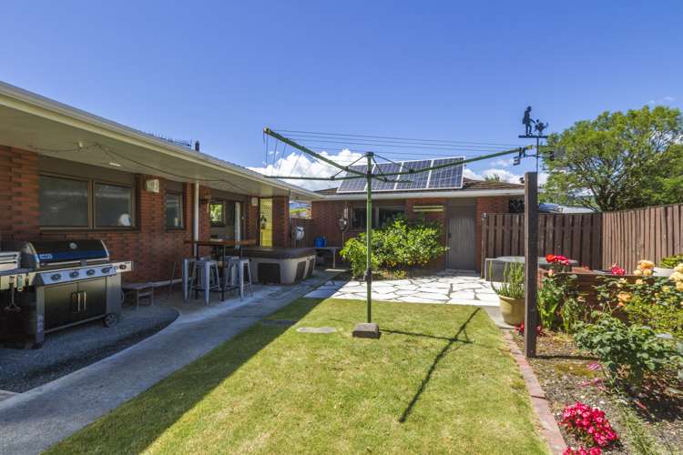 14 Starveall Street Brightwater_17