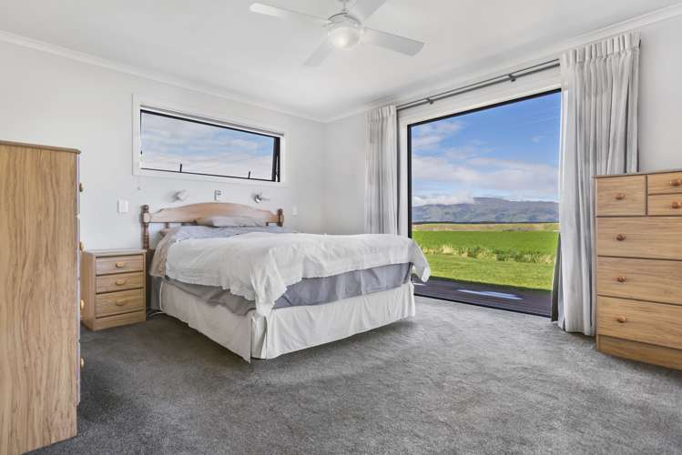 162 Ruffell Road Westland Surrounds_7