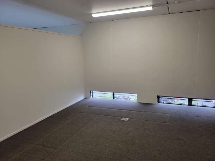 9/9 Freeman Way Manukau Central_2