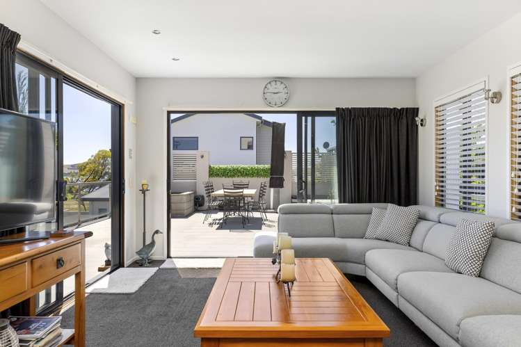 8A Chad Street Rainbow Point_7