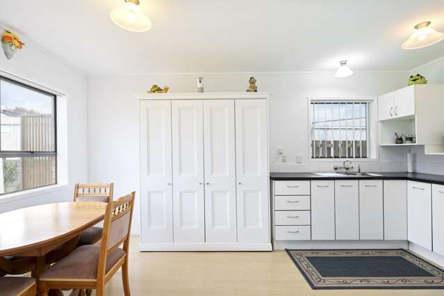 2/9 Annette Avenue Te Atatu South_3
