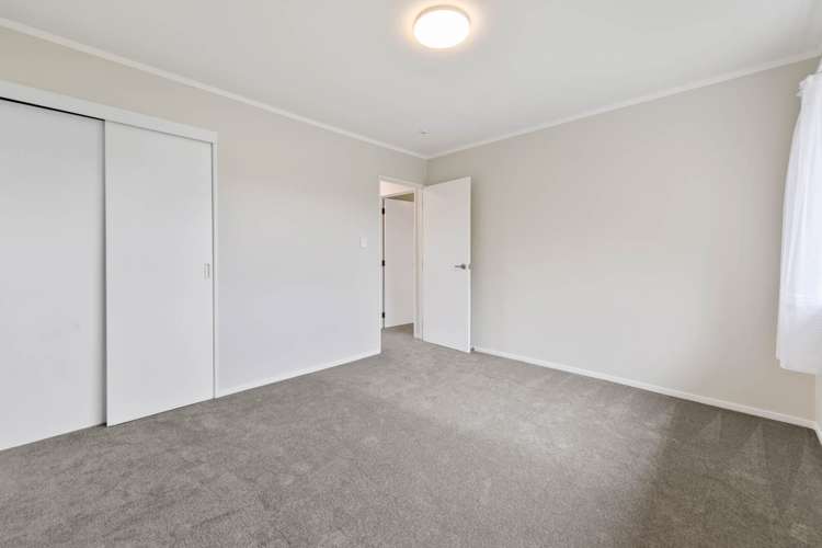 1/5 Annette Avenue Te Atatu South_8