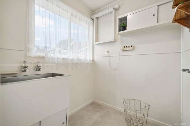 1/52a Weldene Avenue Glenfield_9