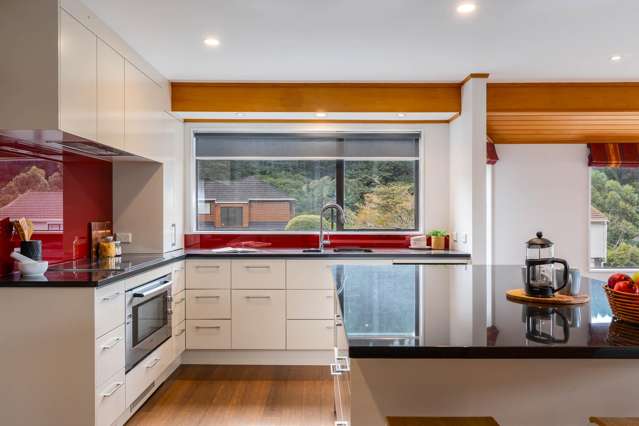 15 Duval Grove Tawa_4
