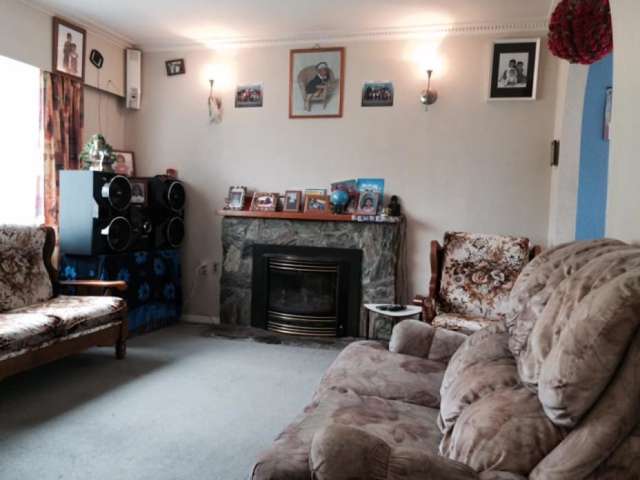 11 Bledisloe Crescent Wainuiomata_2