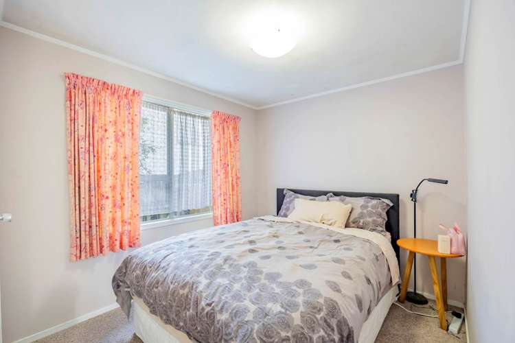 57 Oaktree Avenue Browns Bay_24