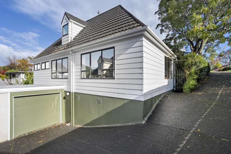 1/6 Miraka Place Birkenhead_16