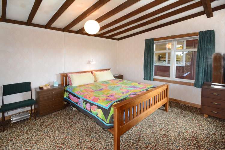 41 Riverside Road Taieri Mouth_6