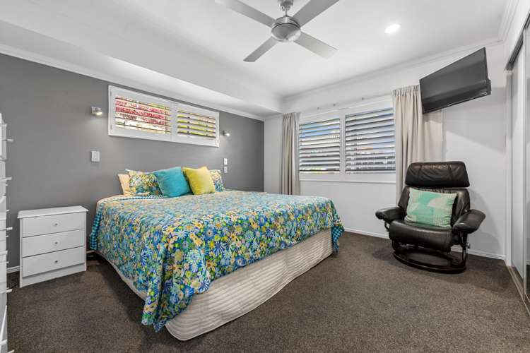 4 Palm Court Mount Maunganui_12