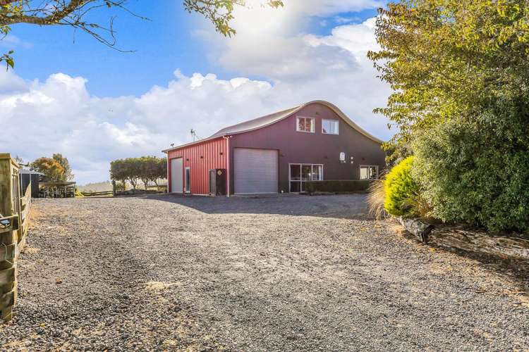 216 Kawakawa Road Kinloch_18