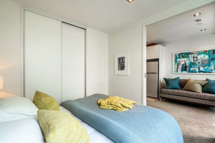 211/2 Dockside Lane Auckland Central_9