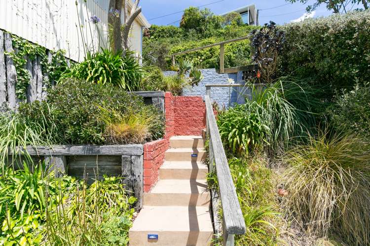 11 Tai Paku Paku Road Karaka Bays_20