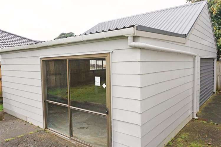 62 Finlayson Avenue Clendon Park_16