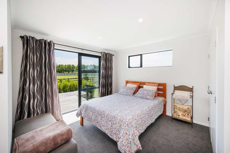 567 Lethbridge Road Halcombe_17