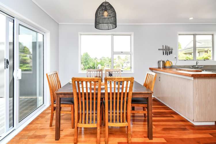 19 Hazeldene Place Opaheke_8