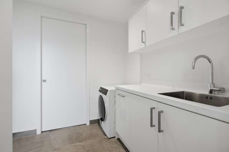 21 Hine Street New Plymouth Central_34