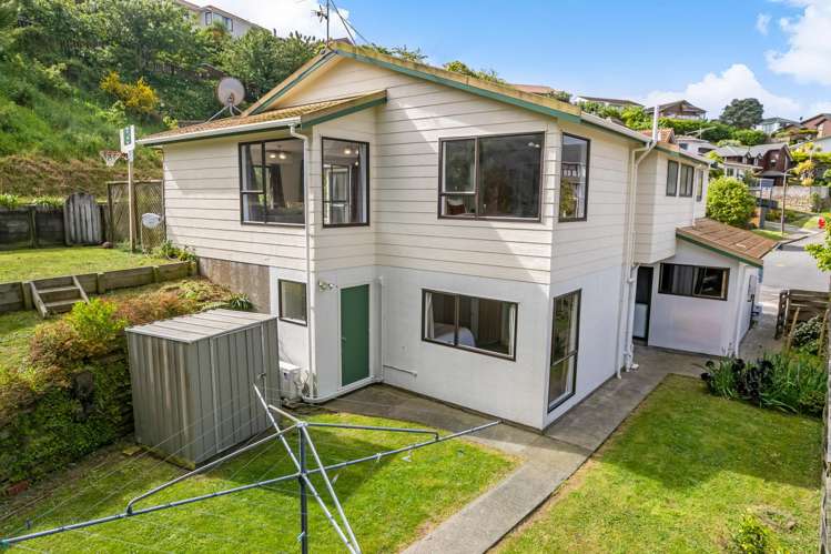 14 Cullen Place Tawa_26