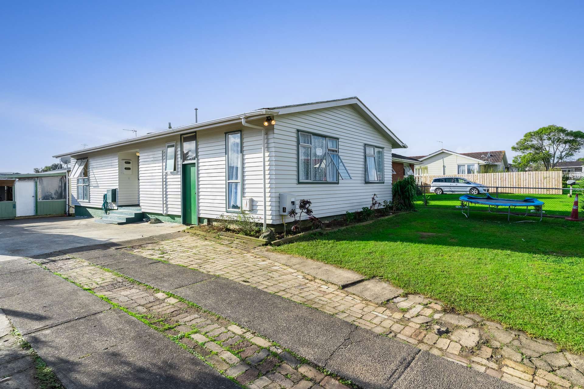 48 Chelburn Crescent Mangere East_0