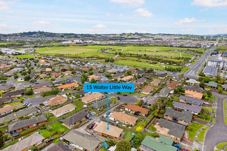 15 Walter Little Way Flat Bush_11