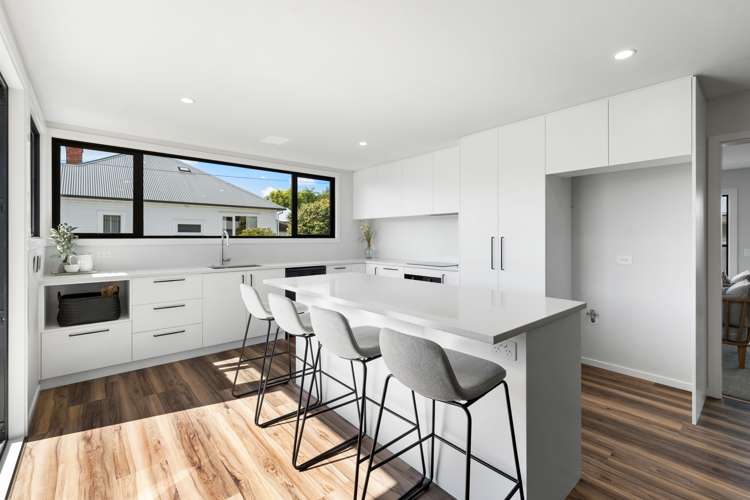 60 Frankleigh Street Somerfield_15