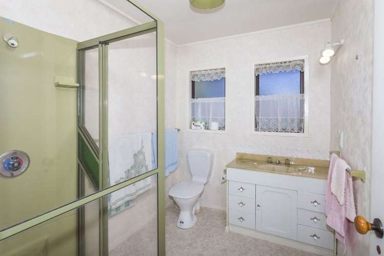 302 The Drive Whangamata_17