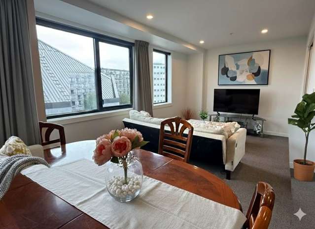 1204/7 Scotia Place City Centre_2