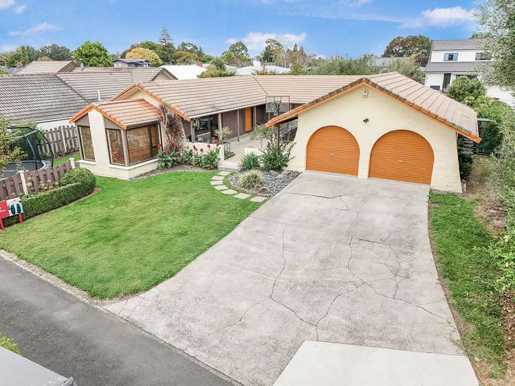 6 Mayfair Avenue_0